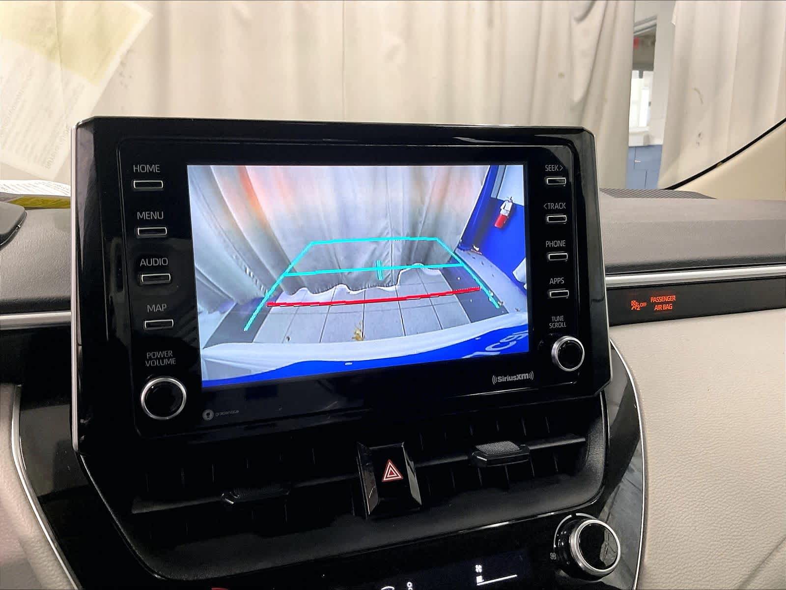 2021 Toyota Corolla LE - Photo 19