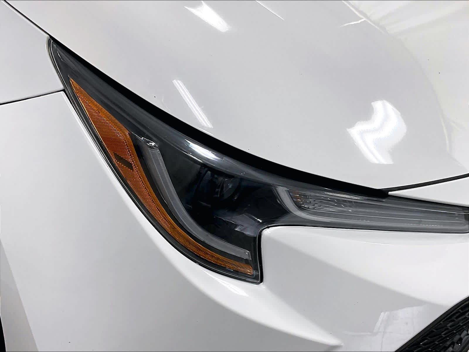 2021 Toyota Corolla LE - Photo 31