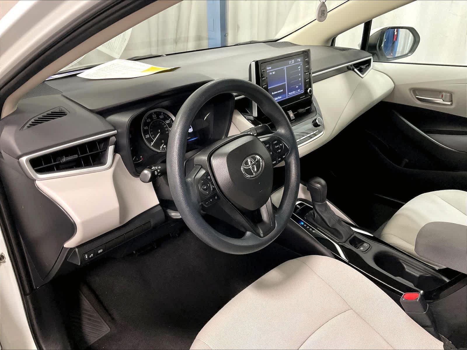 2021 Toyota Corolla LE - Photo 8