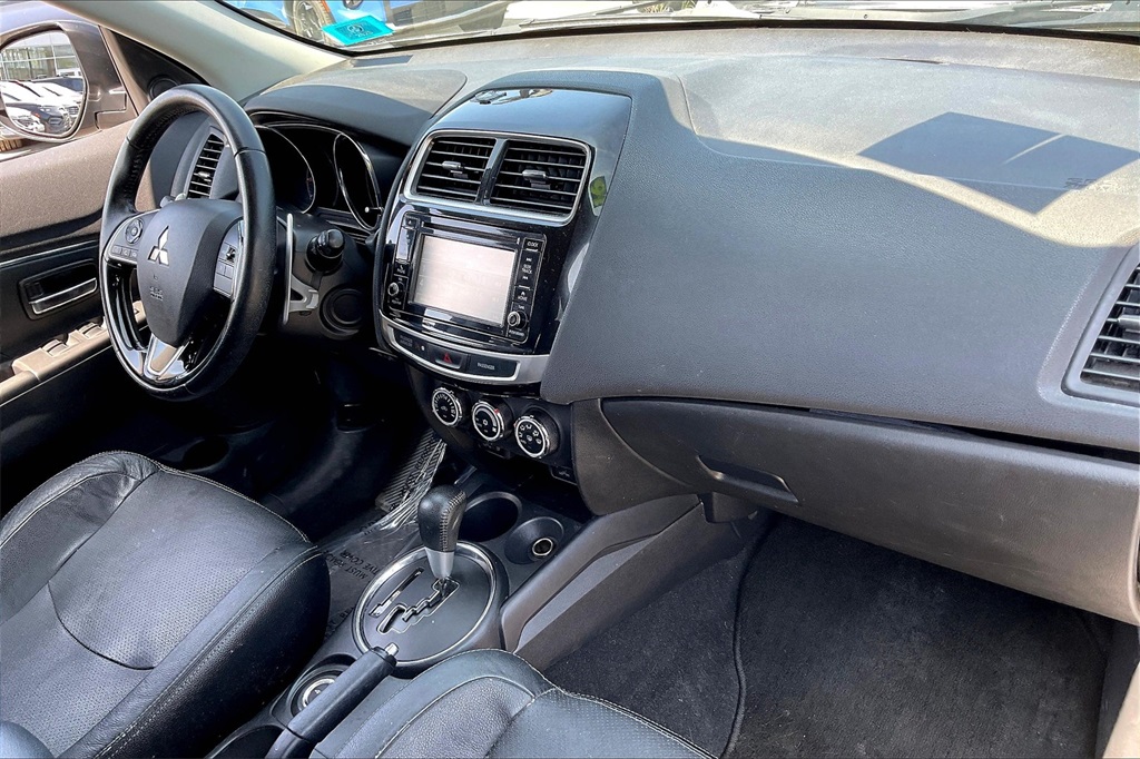 2016 Mitsubishi Outlander Sport  - Photo 13
