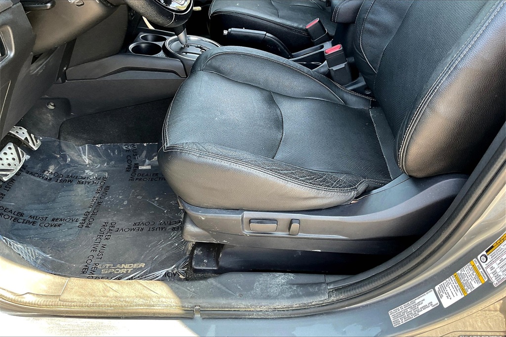 2016 Mitsubishi Outlander Sport  - Photo 32