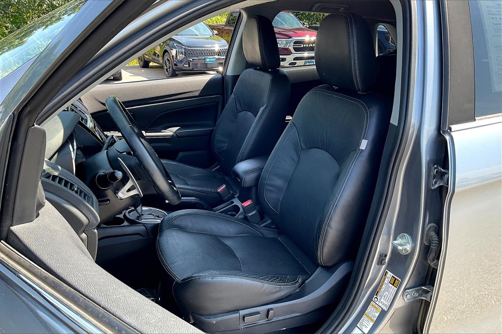 2016 Mitsubishi Outlander Sport  - Photo 9