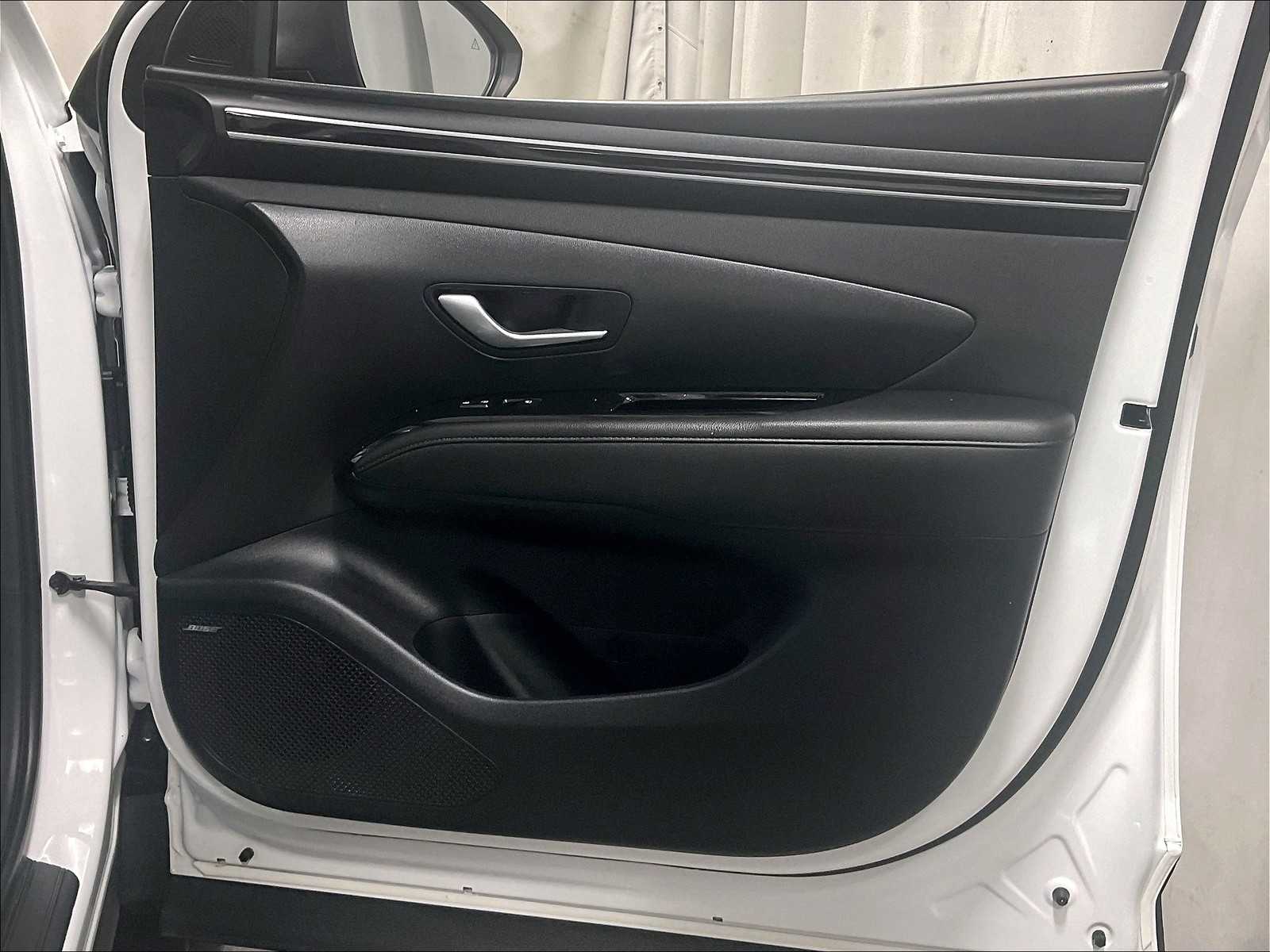 2022 Hyundai Tucson Limited - Photo 12