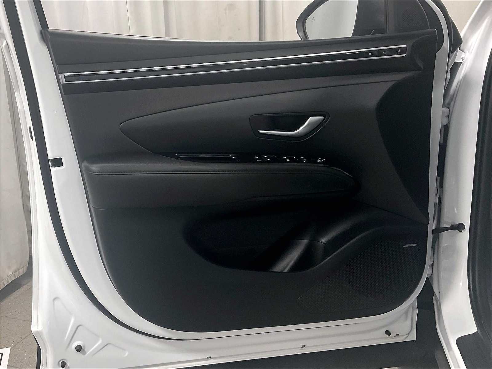 2022 Hyundai Tucson Limited - Photo 9