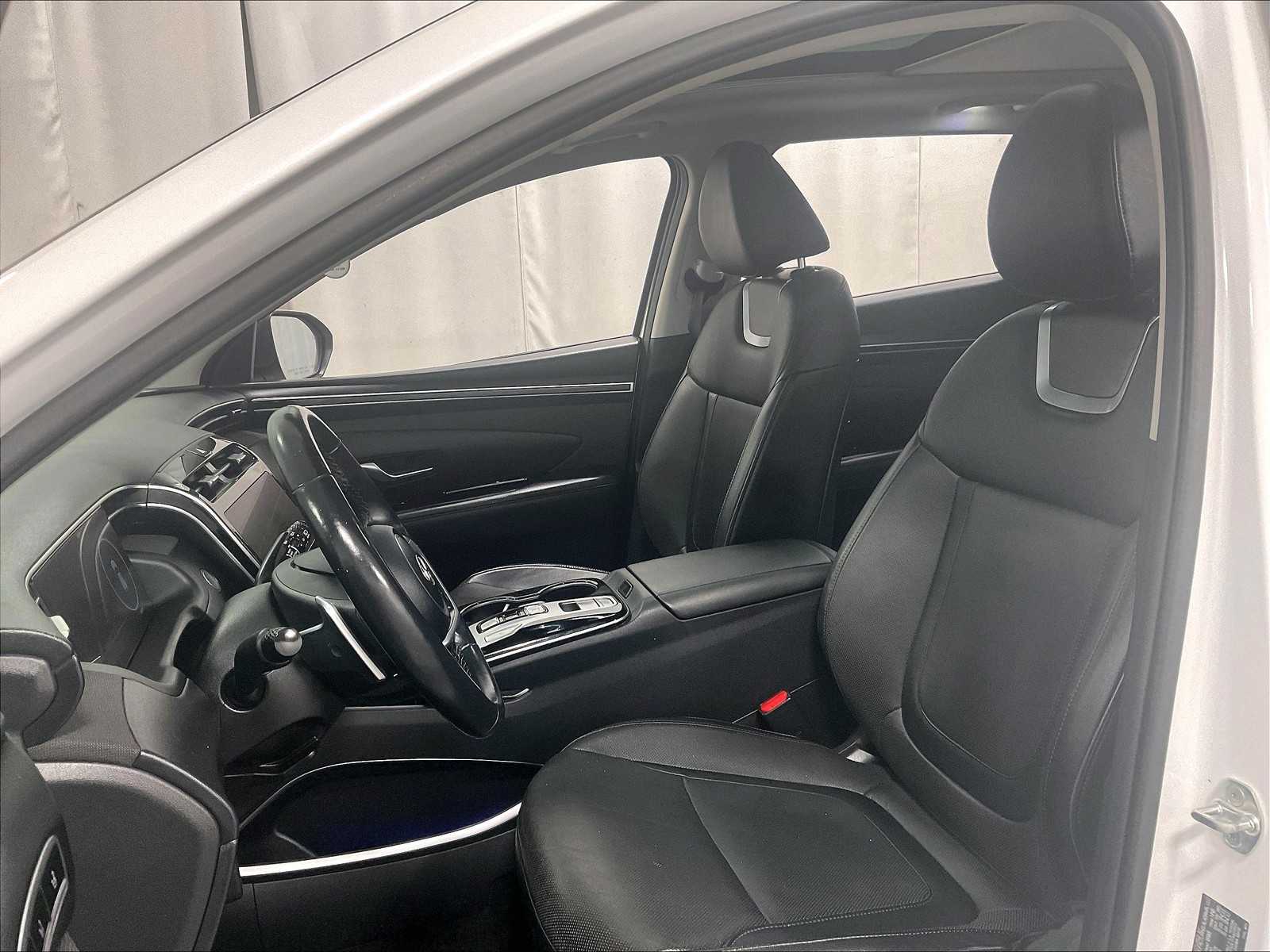 2022 Hyundai Tucson Limited - Photo 10