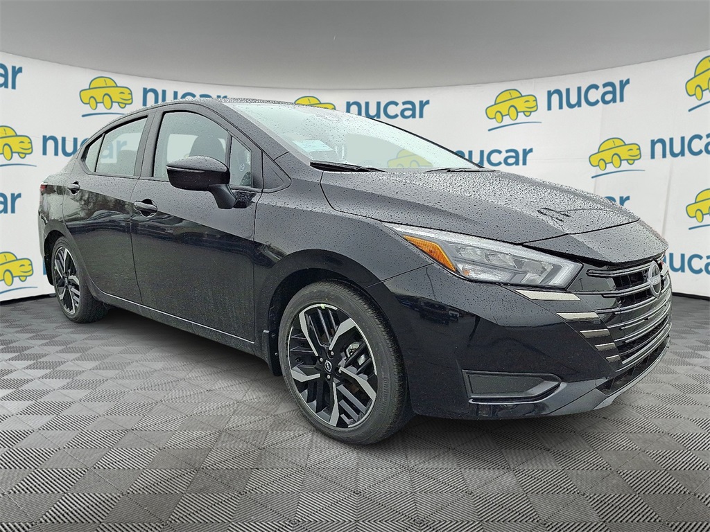 2025 Nissan Versa 1.6 SR