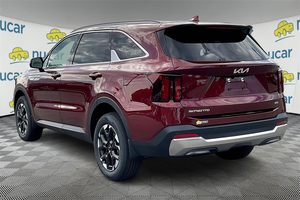 2025 Kia Sorento S - Photo 5