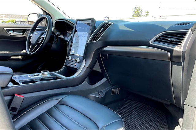 2022 Ford Edge SEL - Photo 13