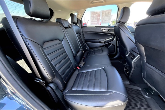 2022 Ford Edge SEL - Photo 15