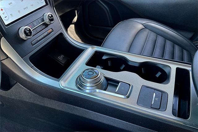 2022 Ford Edge SEL - Photo 19