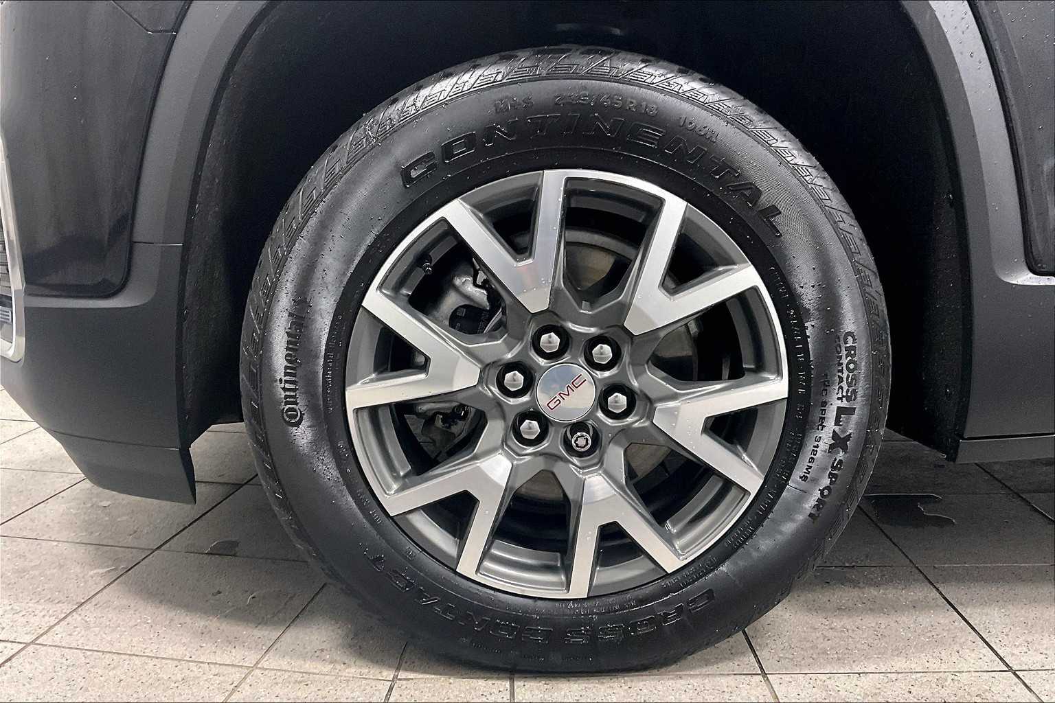 2021 GMC Acadia SLE - Photo 7