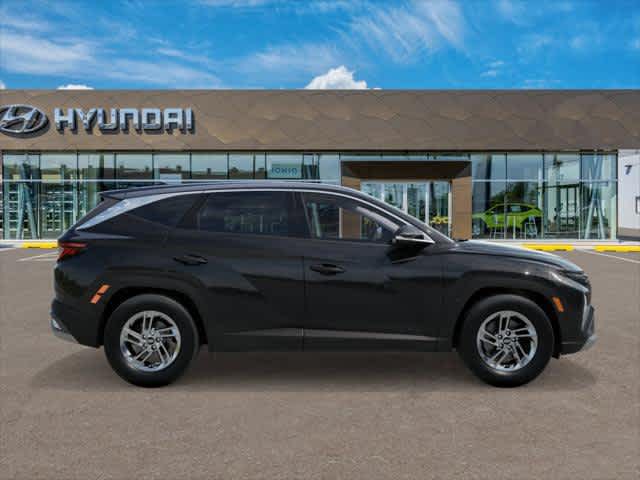 2025 Hyundai Tucson SE - Photo 7