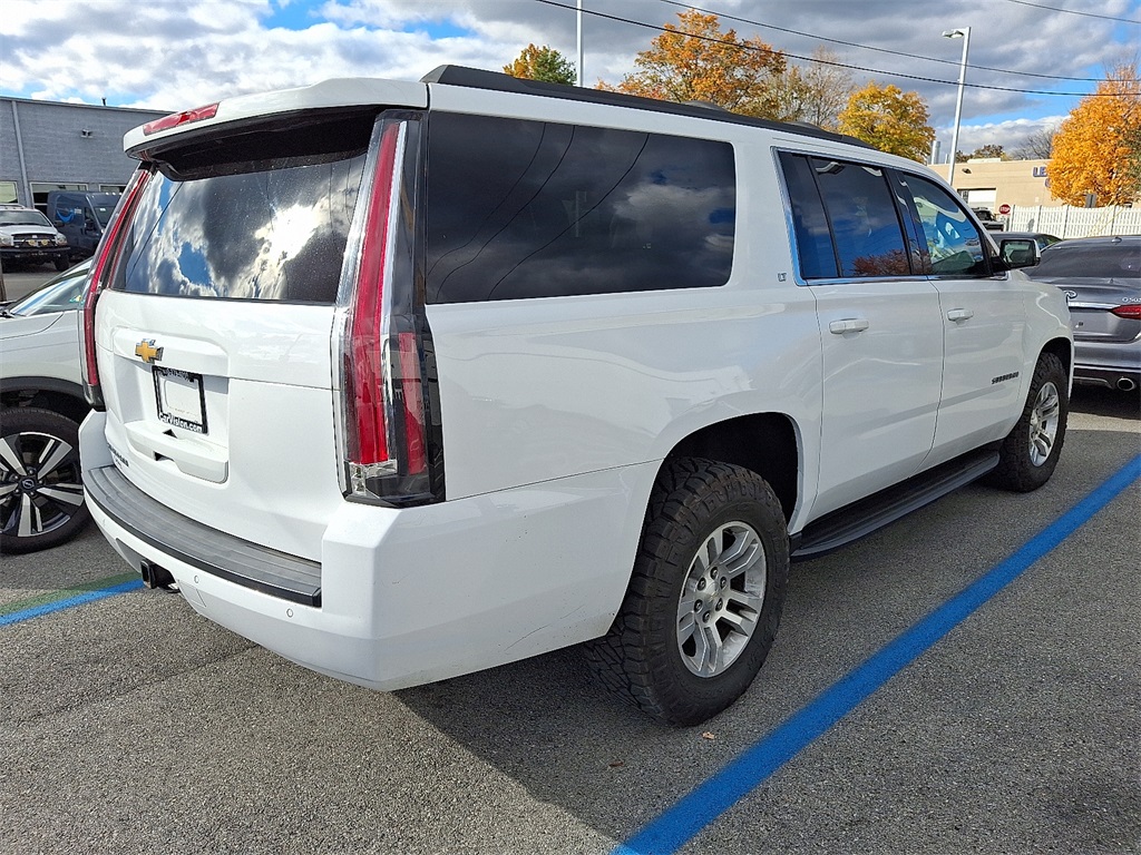 2020 Chevrolet Suburban LT - Photo 6