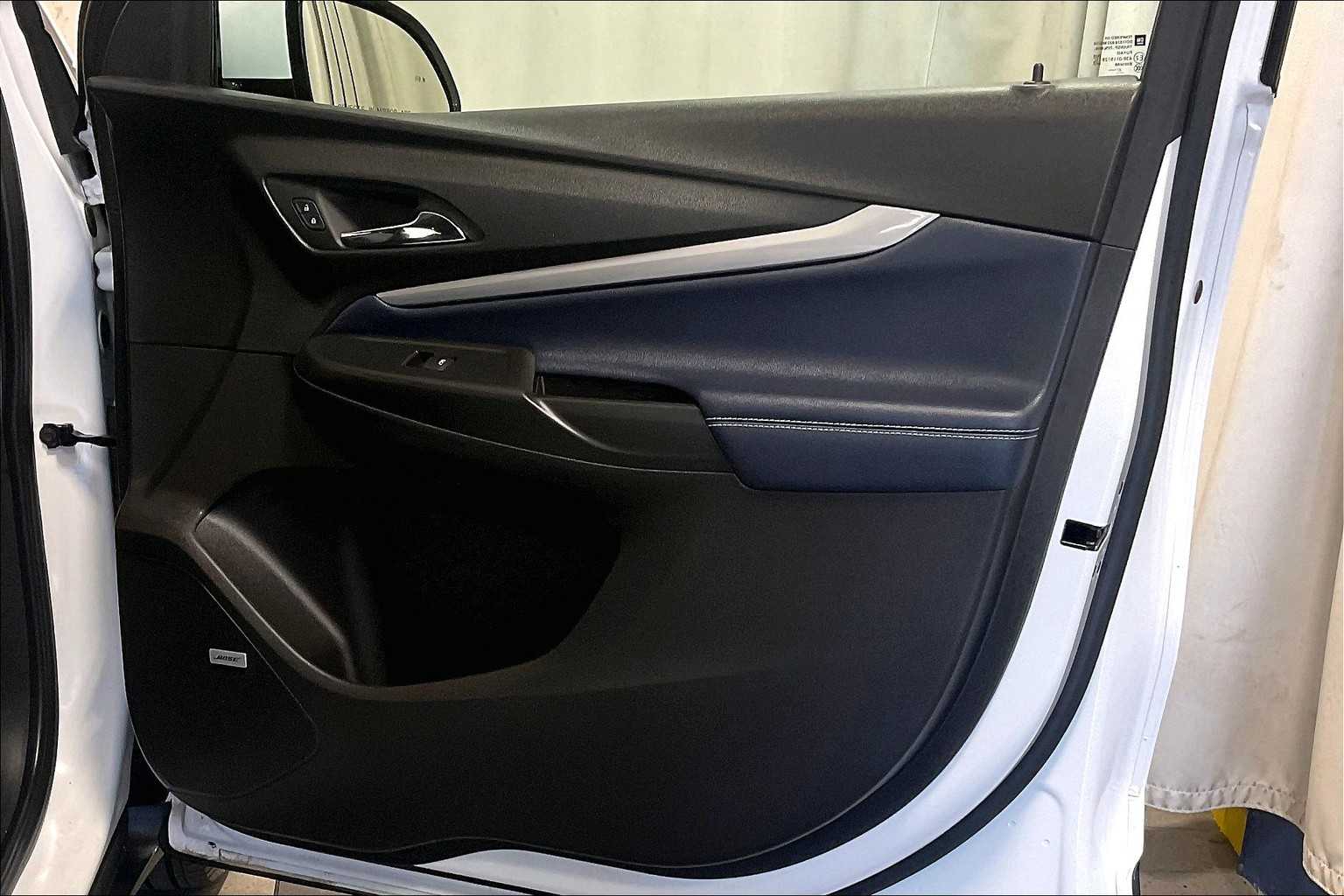 2022 Chevrolet Bolt EUV Premier - Photo 12