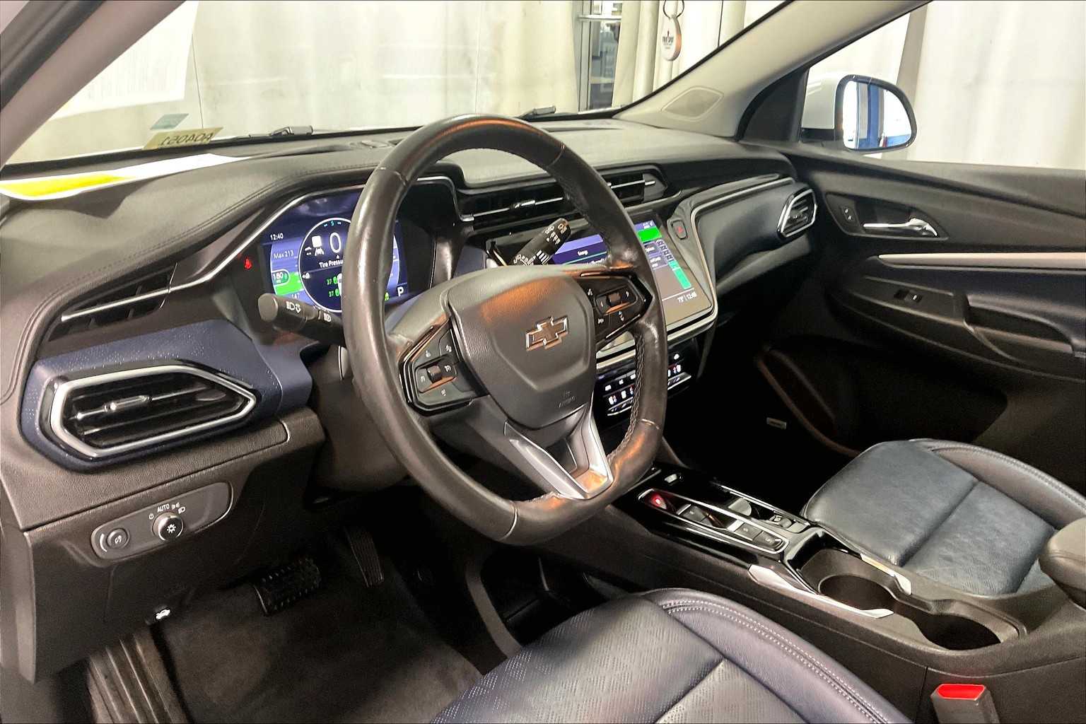 2022 Chevrolet Bolt EUV Premier - Photo 8