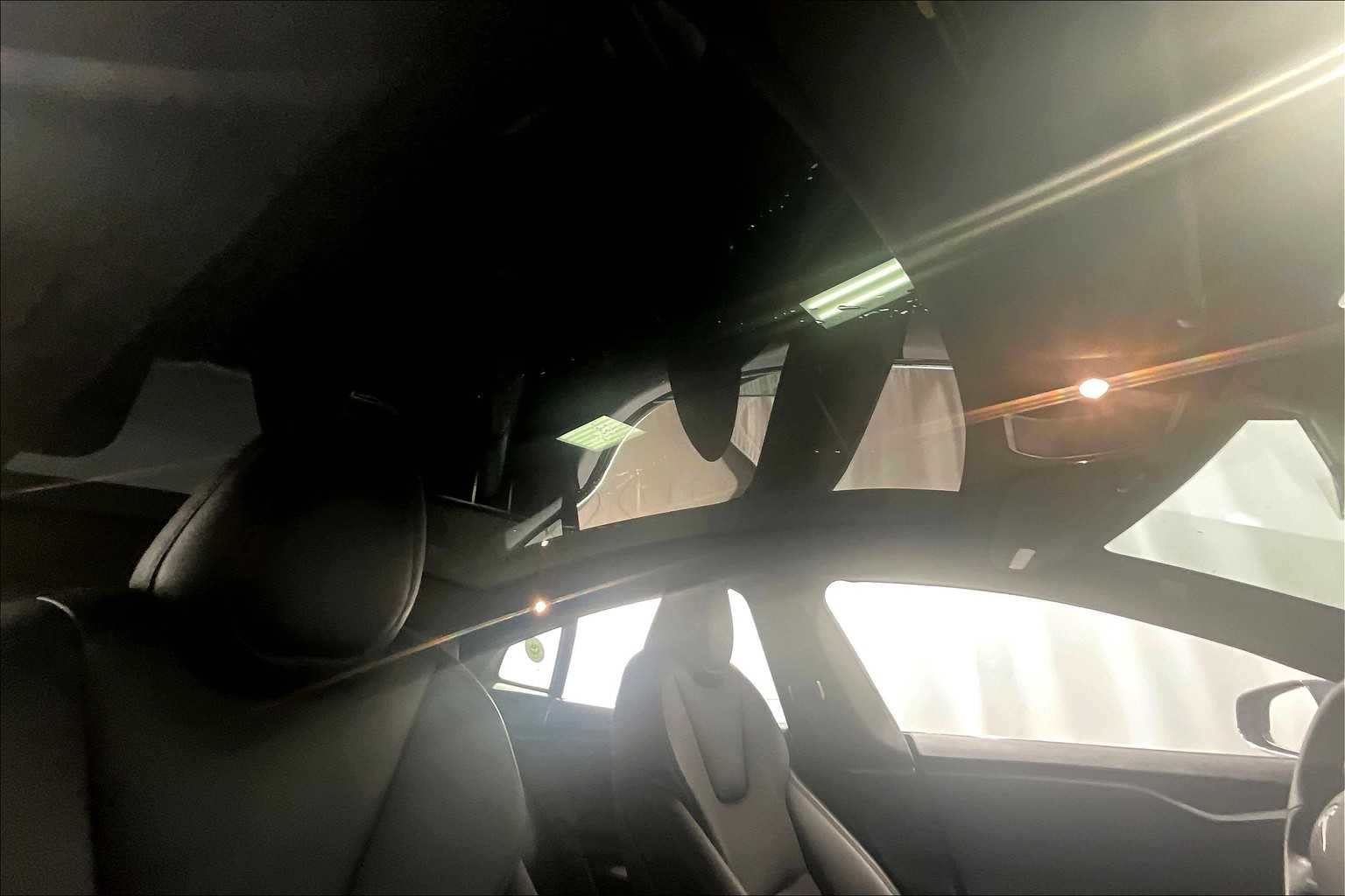 2020 Tesla Model S Long Range - Photo 22