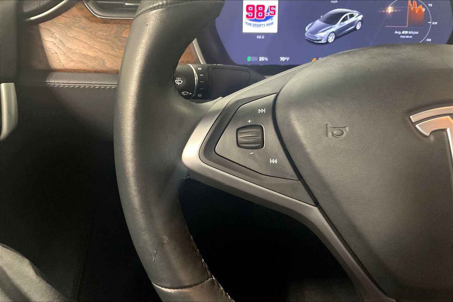 2020 Tesla Model S Long Range - Photo 23