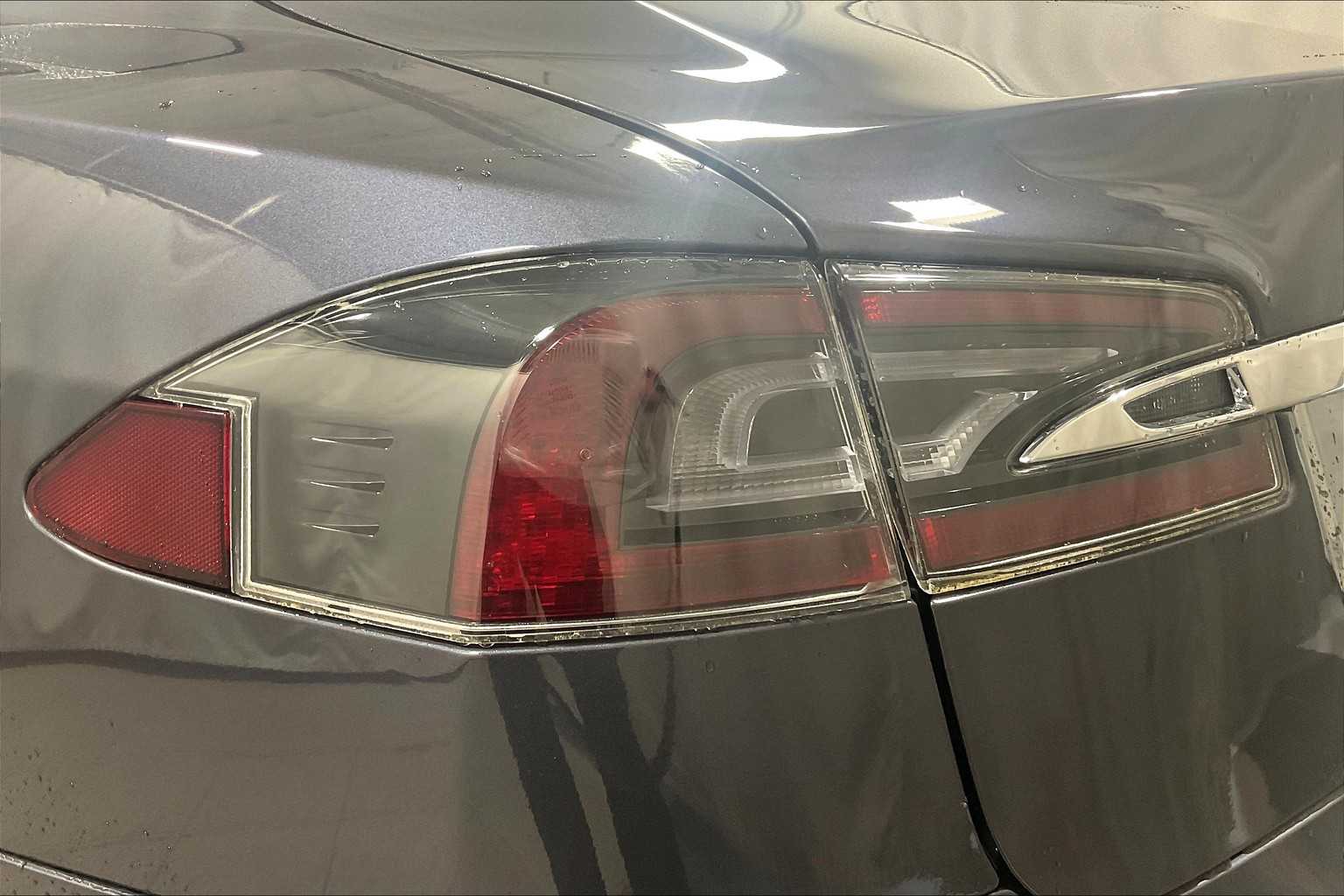 2020 Tesla Model S Long Range - Photo 34