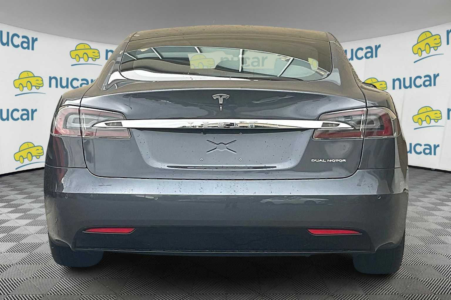 2020 Tesla Model S Long Range - Photo 5
