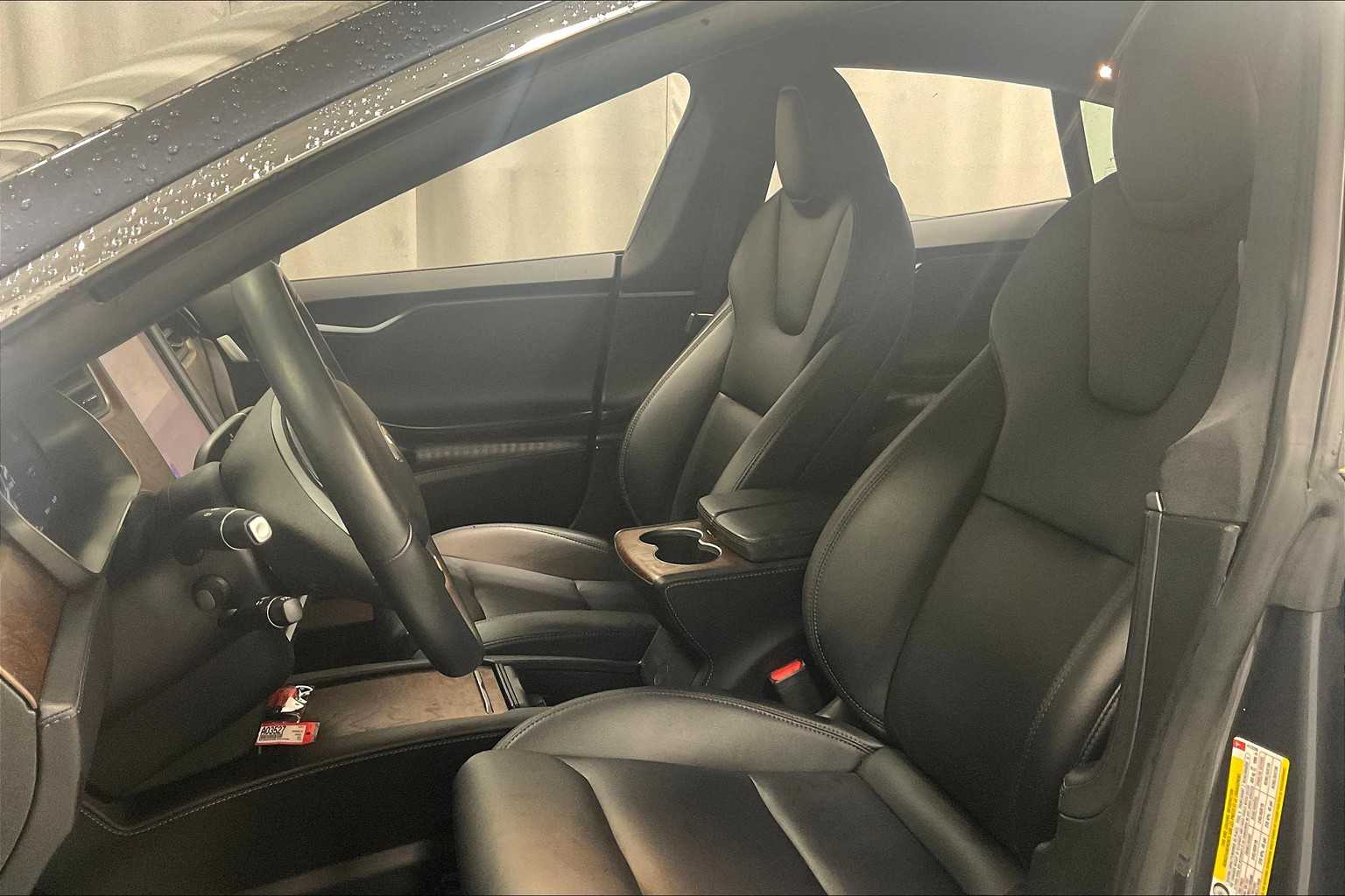 2020 Tesla Model S Long Range - Photo 10
