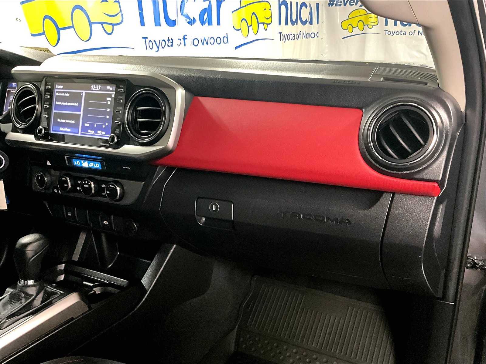 2021 Toyota Tacoma SR5 - Photo 13