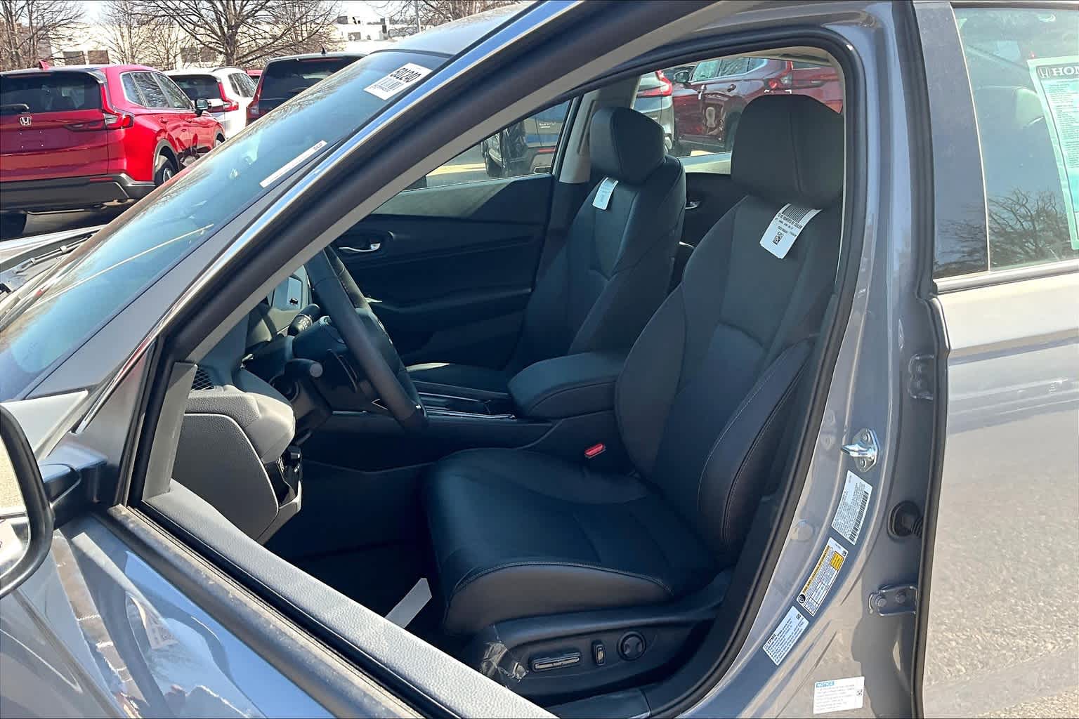 2025 Honda Accord Hybrid EX-L - Photo 11