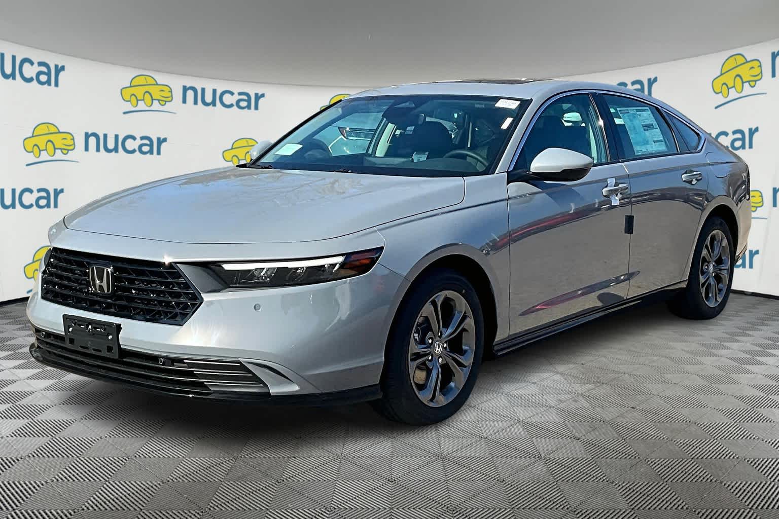 2025 Honda Accord Hybrid EX-L - Photo 4