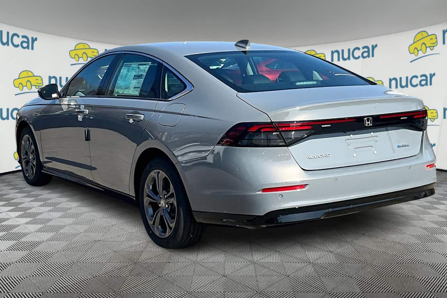 2025 Honda Accord Hybrid EX-L - Photo 5