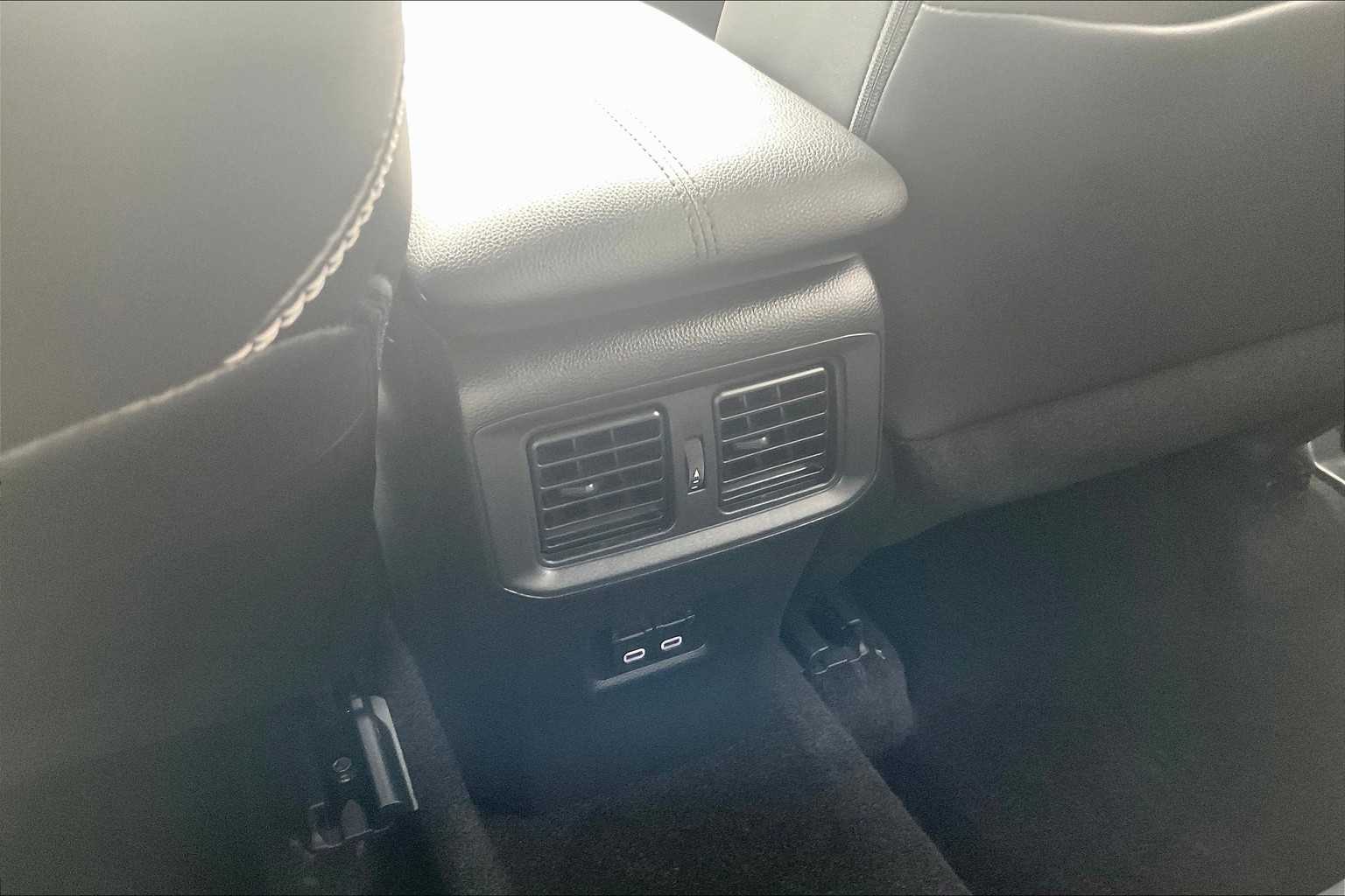 2024 Toyota RAV4 XLE Premium - Photo 28