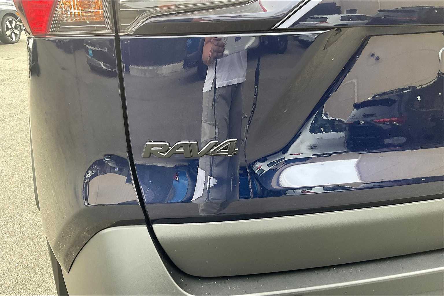 2024 Toyota RAV4 XLE Premium - Photo 29