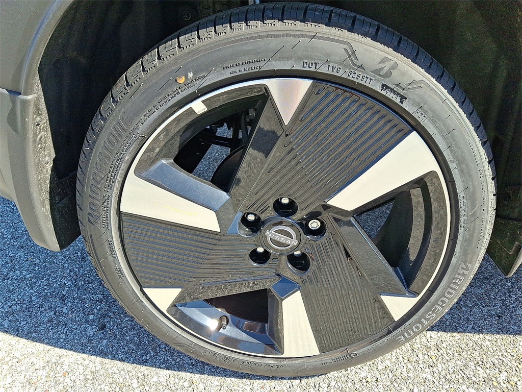 2025 Nissan Kicks SR - Photo 5