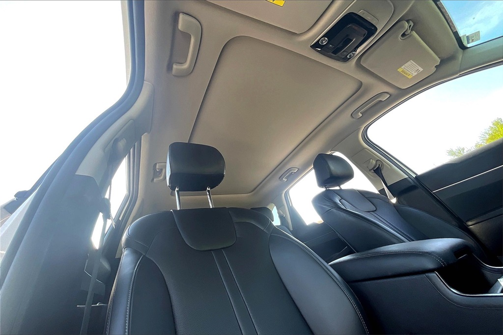 2022 Kia Sorento S - Photo 7