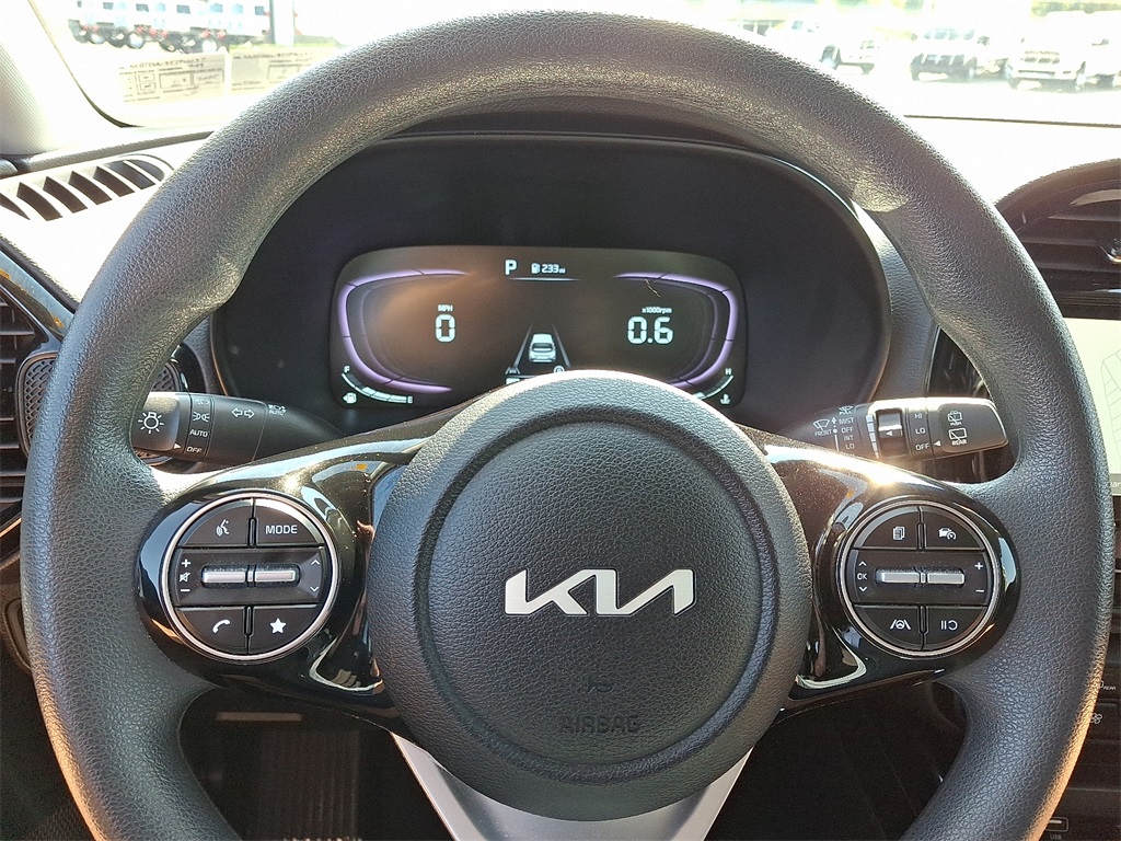 2025 Kia Soul S - Photo 20