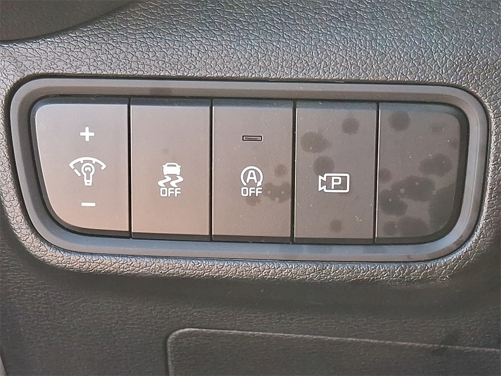 2025 Kia Soul S - Photo 25