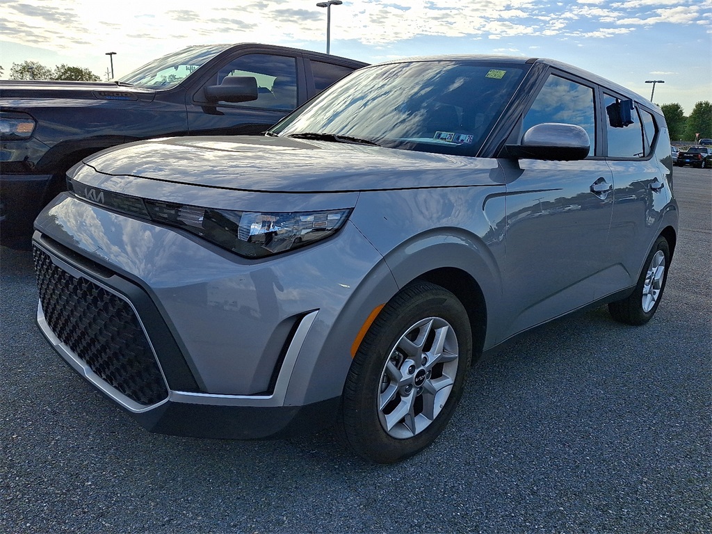 2025 Kia Soul S - Photo 3