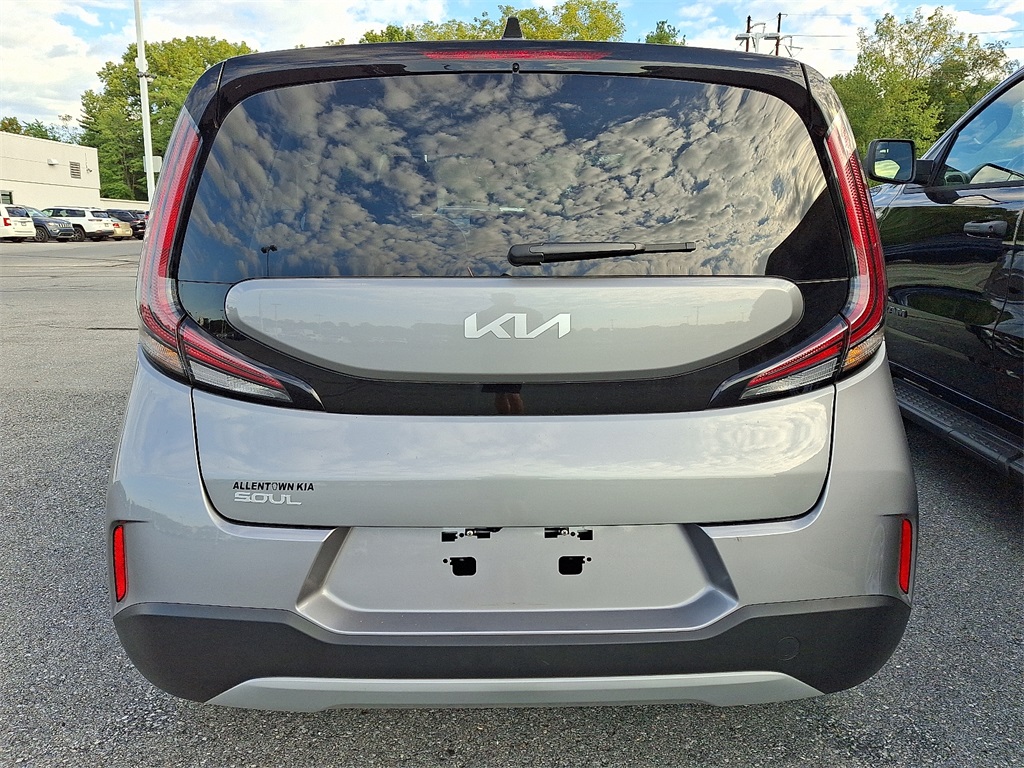 2025 Kia Soul S - Photo 6