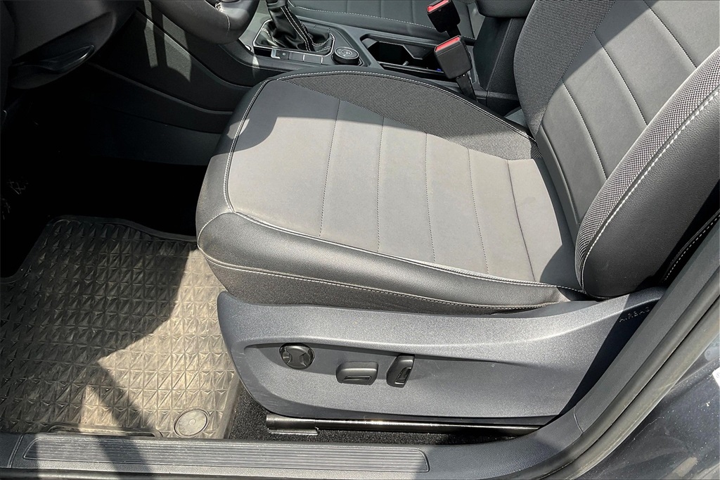 2022 Volkswagen Taos 1.5T SE - Photo 33
