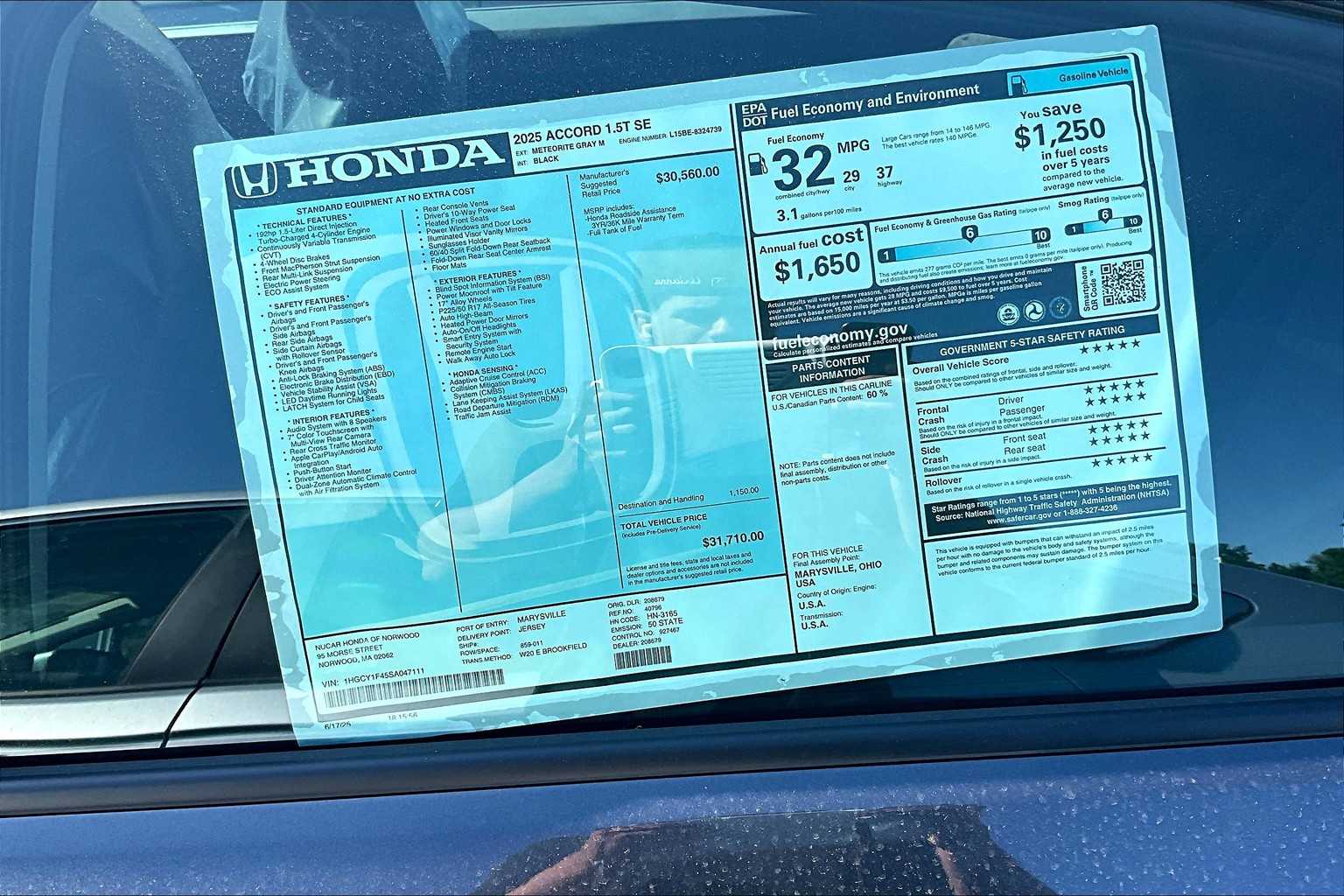 2025 Honda Accord SE - Photo 17