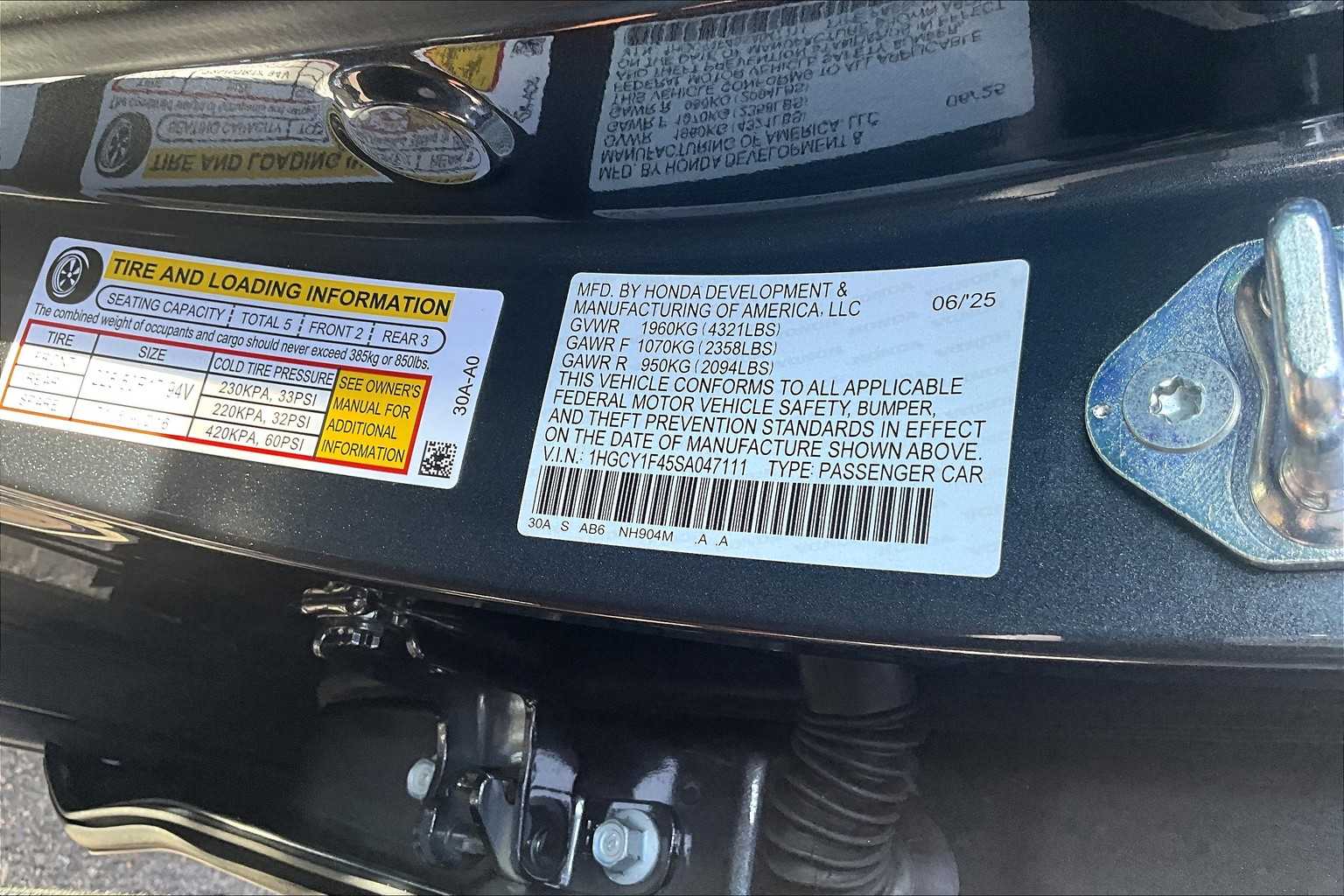 2025 Honda Accord SE - Photo 18