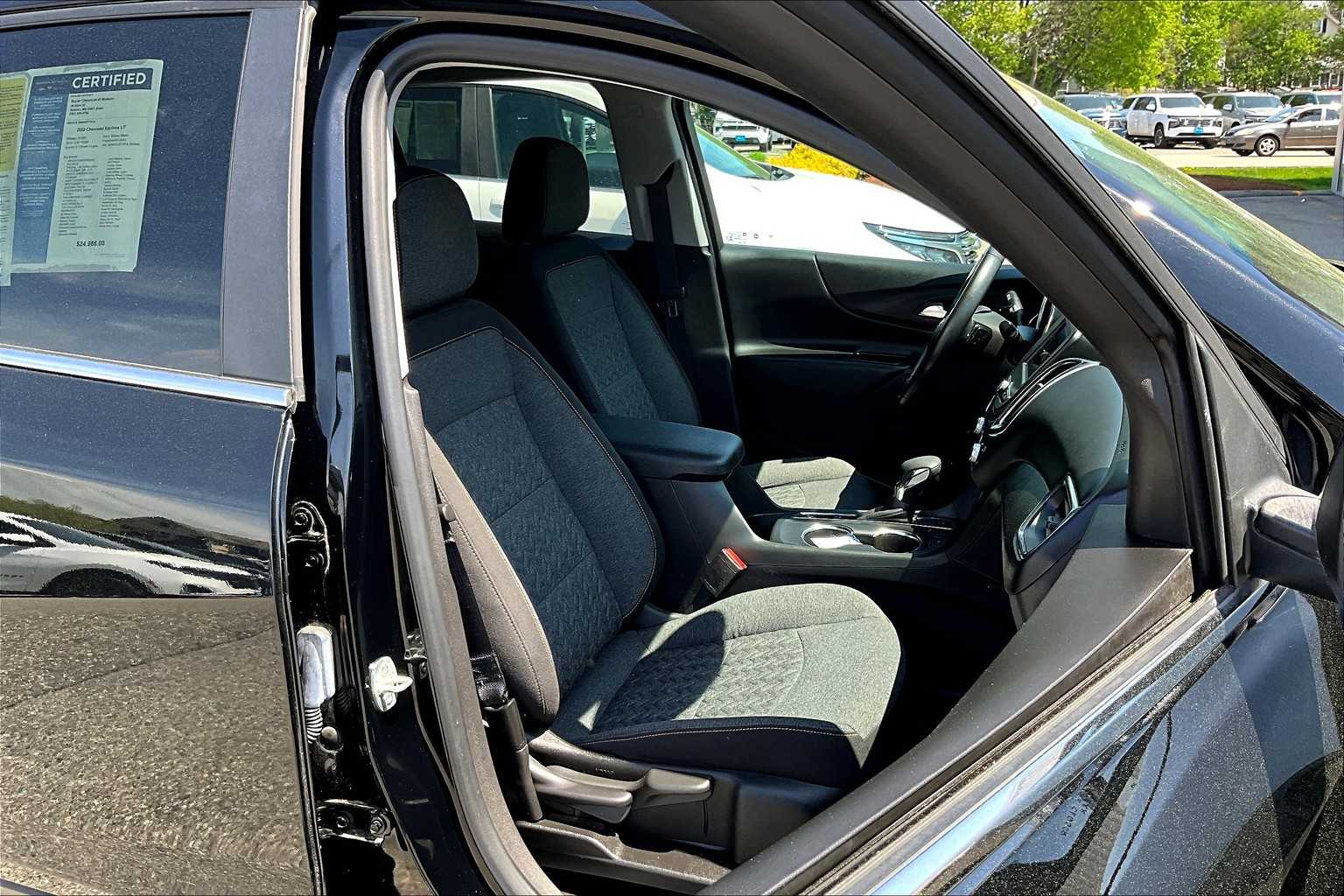 2022 Chevrolet Equinox LT - Photo 11