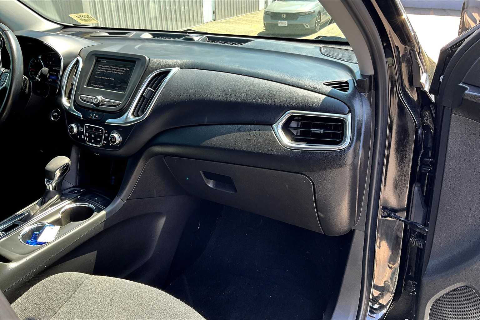 2022 Chevrolet Equinox LT - Photo 13