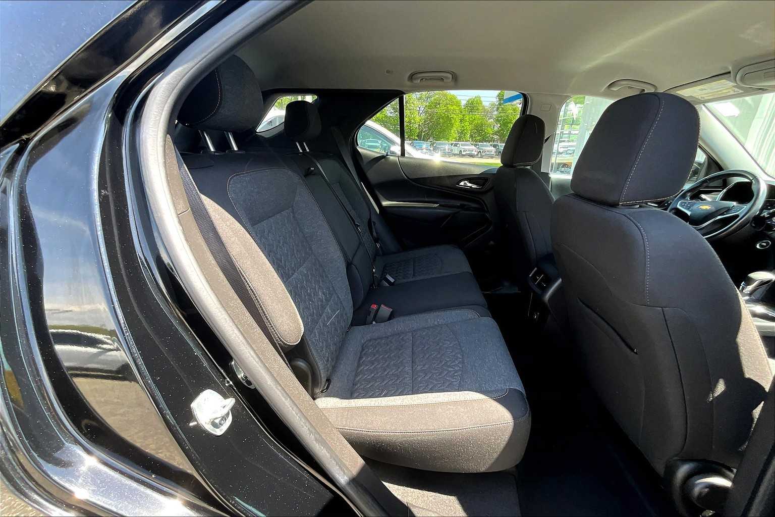 2022 Chevrolet Equinox LT - Photo 16