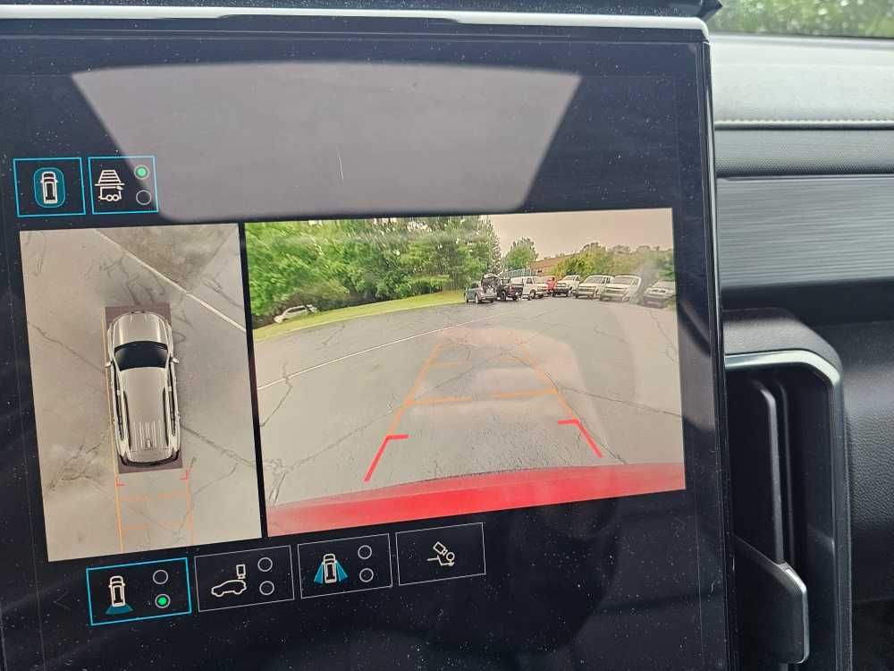 2024 GMC Acadia AWD AT4 - Photo 16