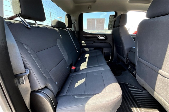2023 Chevrolet Silverado 1500 RST - Photo 15
