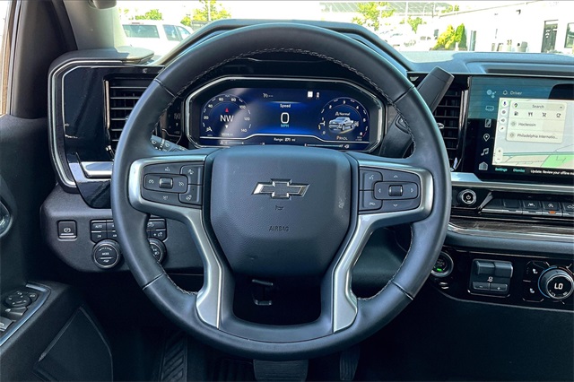 2023 Chevrolet Silverado 1500 RST - Photo 16