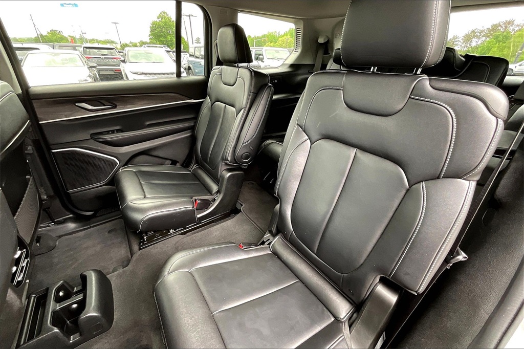 2022 Jeep Grand Cherokee L Limited - Photo 14