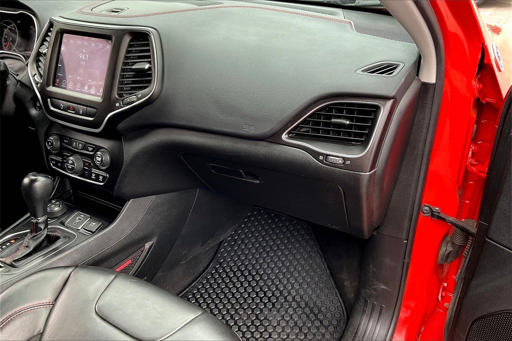 2021 Jeep Cherokee Trailhawk - Photo 12