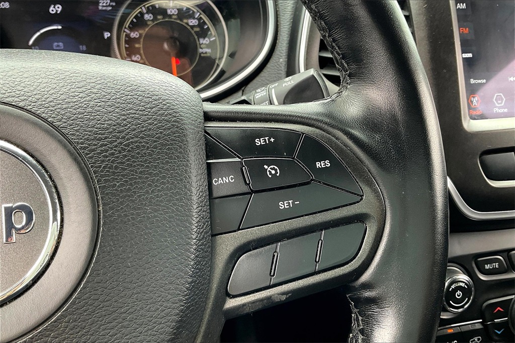 2021 Jeep Cherokee Trailhawk - Photo 22