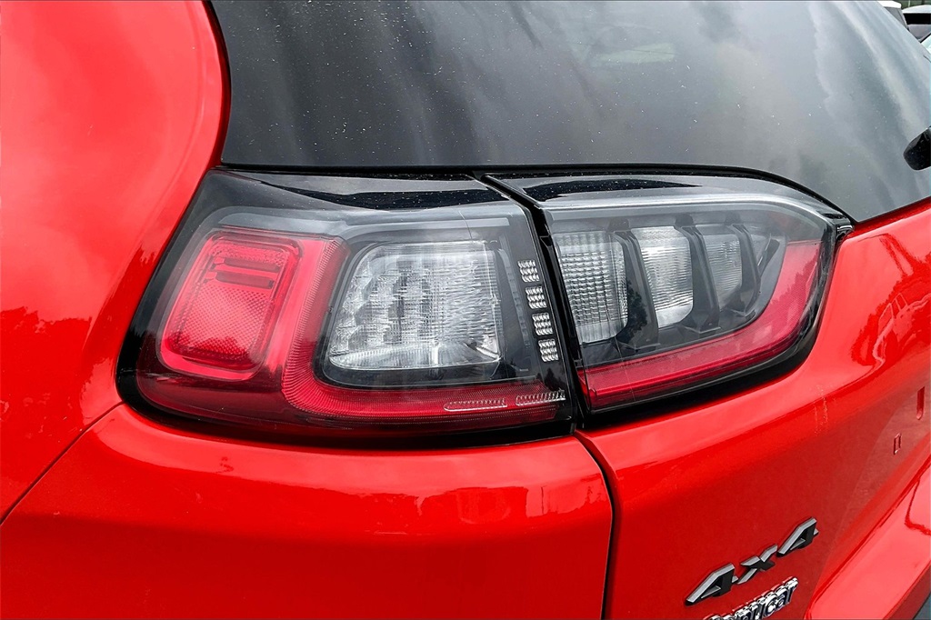 2021 Jeep Cherokee Trailhawk - Photo 30
