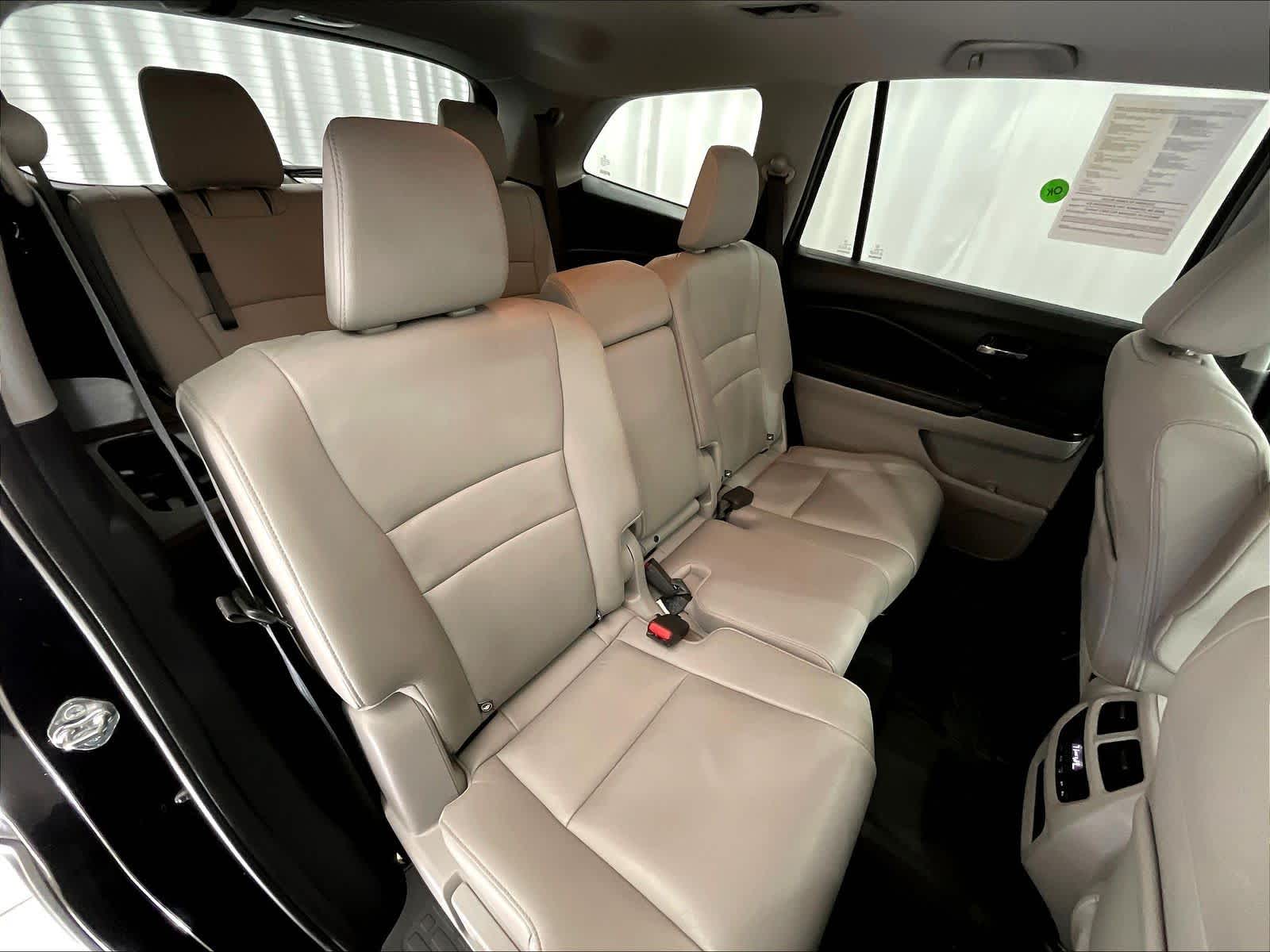 2017 Honda Pilot EX-L - Photo 16